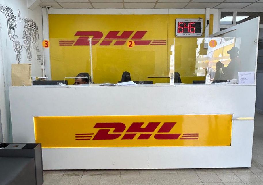 DHL — الشحن السريع